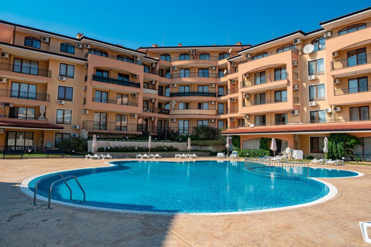 Menada Sky Dreams Apartments Sveti Vlas Extérieur photo