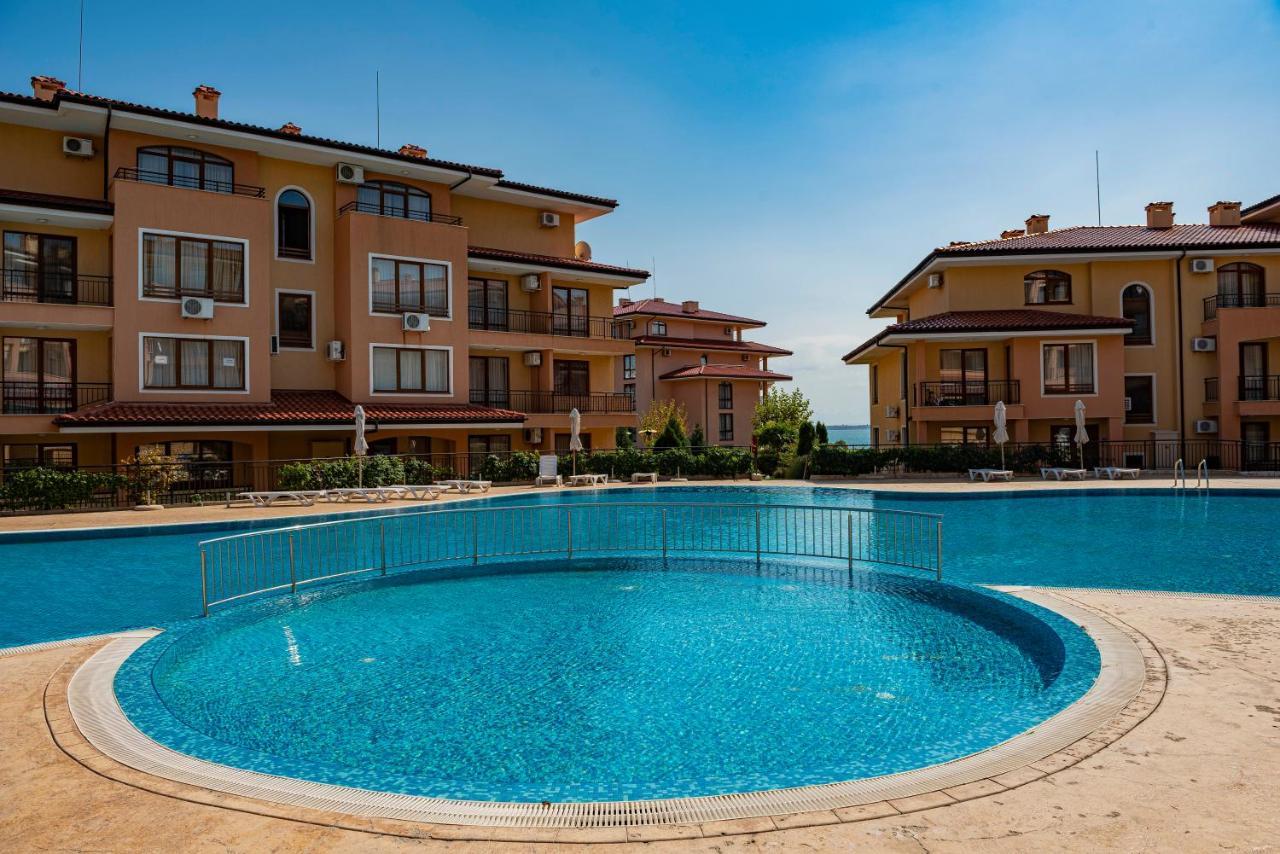 Menada Sky Dreams Apartments Sveti Vlas Extérieur photo